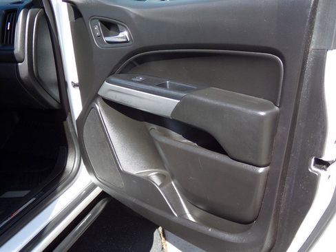 Used 2018 Chevrolet Colorado ZR2 image 65