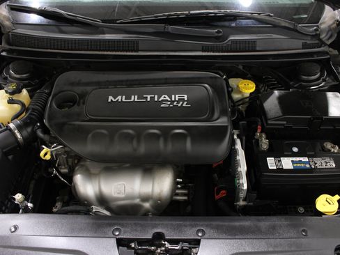 Used 2015 Chrysler 200 Limited w/ Convenience Group FWD image 36