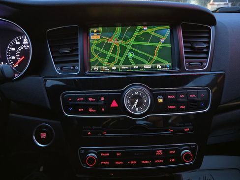 Used 2014 Kia Cadenza Premium image 32