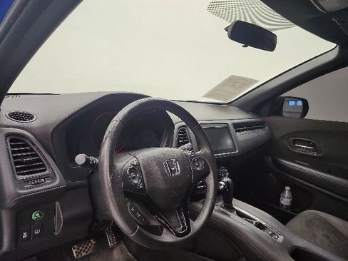 Used 2021 Honda HR-V Sport image 12