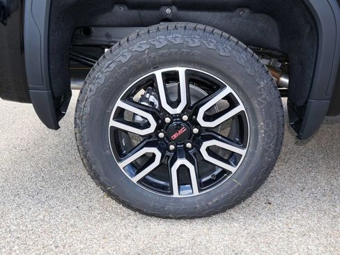 New 2026 GMC Sierra 1500 AT4 w/ AT4 Premium Package AWD/4WD image 35
