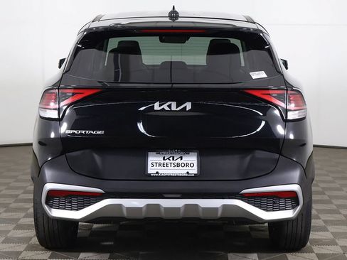 Used 2024 Kia Sportage EX FWD image 12