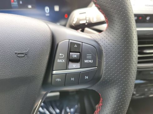 Certified 2023 Ford Escape ST-Line Elite AWD/4WD image 21