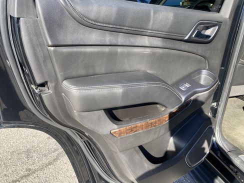 Used 2017 Chevrolet Tahoe LT AWD/4WD image 14