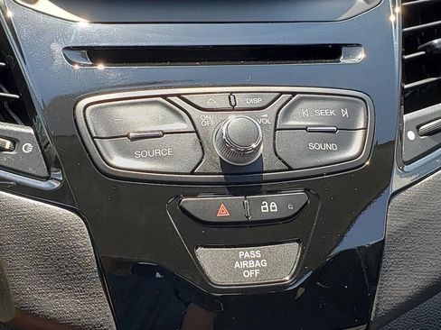 Used 2018 Ford Fiesta SE w/ Equipment Group 201A FWD image 26