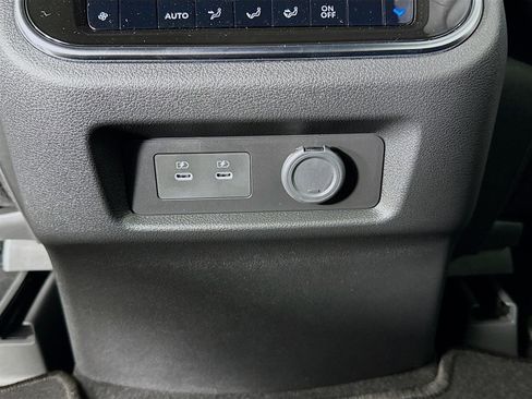 New 2026 Nissan Armada Platinum image 28