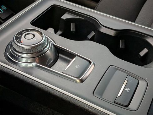 Used 2022 Ford Edge SE w/ Black Appearance Package image 12