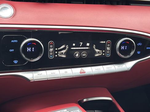 Used 2022 Genesis GV70 3.5T Sport w/ Sport Prestige Package image 32