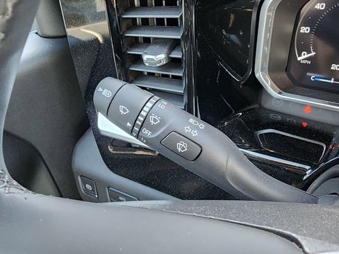 New 2026 GMC Sierra 1500 Elevation image 23