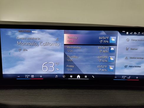 New 2026 BMW 330i Sedan w/ Convenience Package image 24