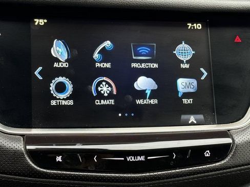 Used 2018 Cadillac XT5 Luxury w/ Driver Awareness Package FWD image 29