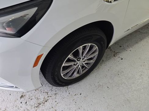 Certified 2024 Buick Enclave Premium image 9