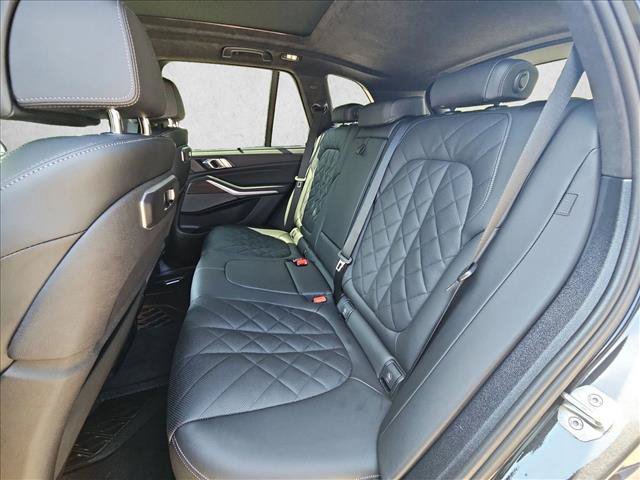 Used 2026 BMW X5 xDrive40i w/ M Sport Package AWD/4WD image 17