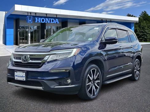 Used 2022 Honda Pilot Touring image 1