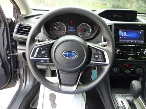 Used 2019 Subaru Impreza 2.0i AWD/4WD image 23