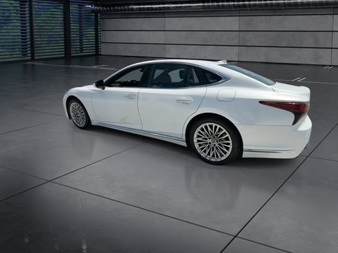 Certified 2024 Lexus LS 500 RWD image 6