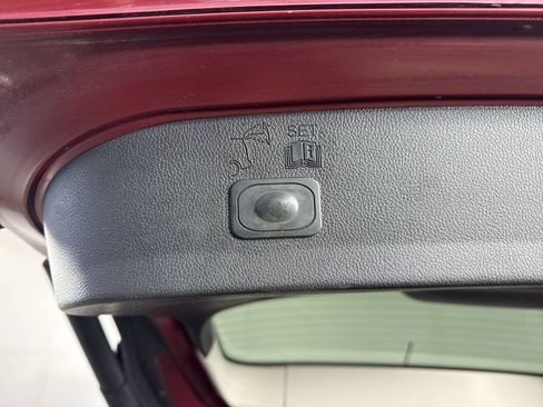 Used 2014 Ford Escape Titanium w/ Equipment Group 401A AWD/4WD image 35