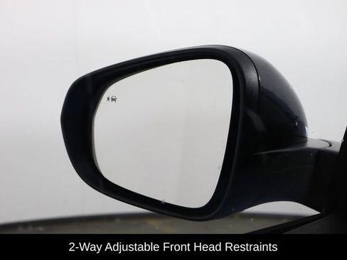 Used 2024 Chevrolet Trax RS w/ Sunroof Package FWD image 35