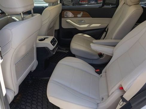 Certified 2023 Mercedes-Benz GLS 450 4MATIC image 13