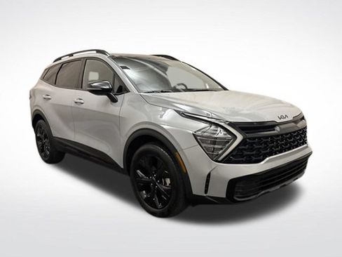 Certified 2025 Kia Sportage X-Line w/ Premium Package AWD/4WD image 3
