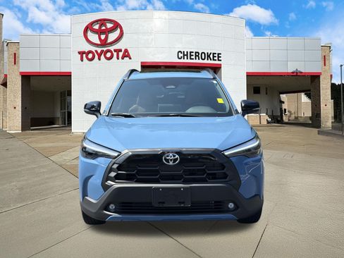 Used 2026 Toyota Corolla Cross XLE w/ Convenience Package AWD/4WD image 2