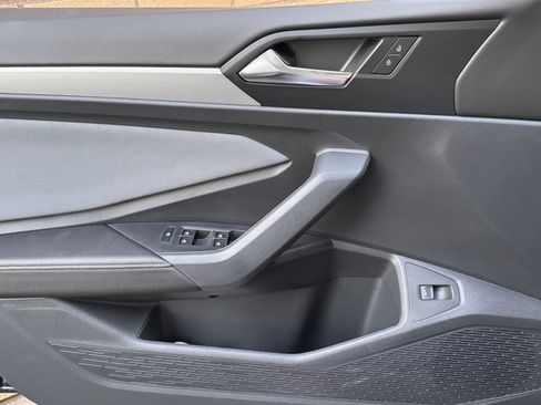 New 2025 Volkswagen Jetta SE image 24
