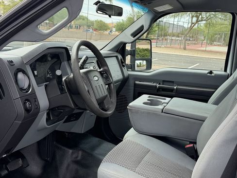 Used 2016 Ford F250 XL w/ Power Equipment Group RWD image 20