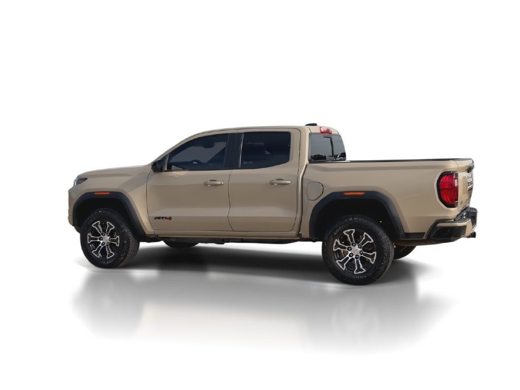 Used 2023 GMC Canyon AT4 w/ AT4 Premium Package AWD/4WD image 6