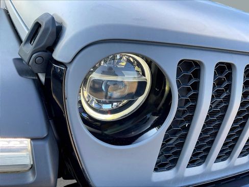 Used 2021 Jeep Gladiator Sport AWD/4WD image 33