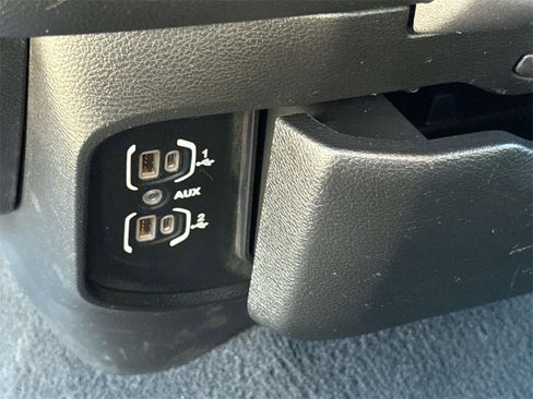 Used 2022 RAM 2500 Big Horn image 28