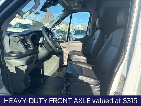 New 2026 Ford Transit 250 148 Medium Roof w/ Load Area Protection Package RWD image 9
