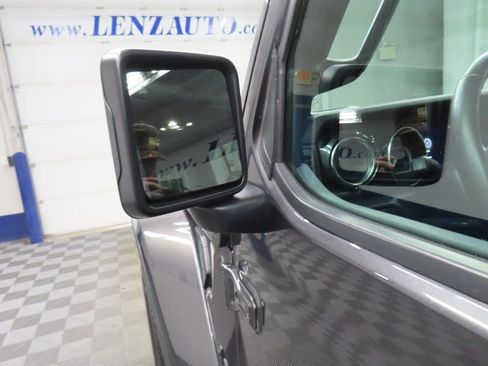 Used 2021 Jeep Wrangler Unlimited Sahara image 58