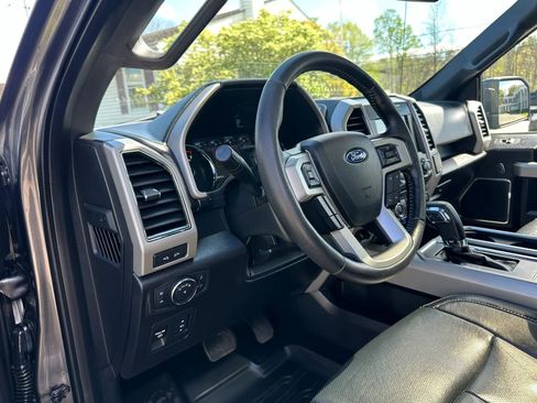 Used 2018 Ford F150 Lariat AWD/4WD image 10