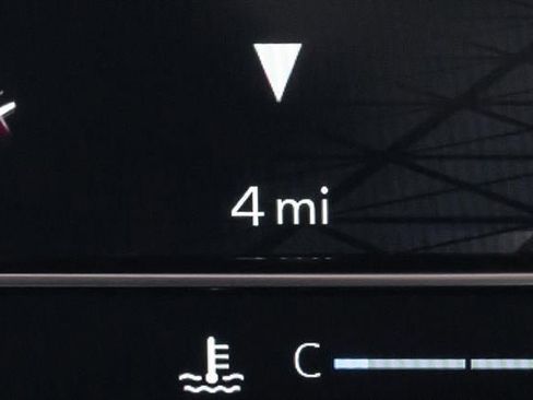 Used 2024 GMC Sierra 1500 Elevation image 20