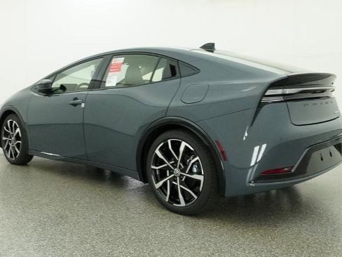 New 2026 Toyota Prius Plug-In Hybrid FWD image 20