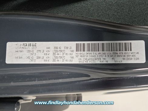 Used 2018 Jeep Wrangler Unlimited Rubicon w/ Connectivity Group image 14