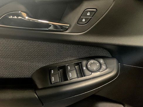 Used 2023 Chevrolet TrailBlazer LT w/ Convenience Package image 28