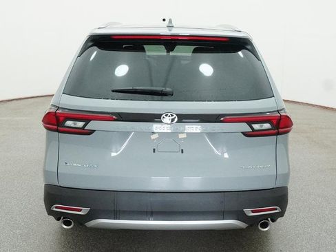 New 2026 Toyota Grand Highlander AWD Hybrid image 13
