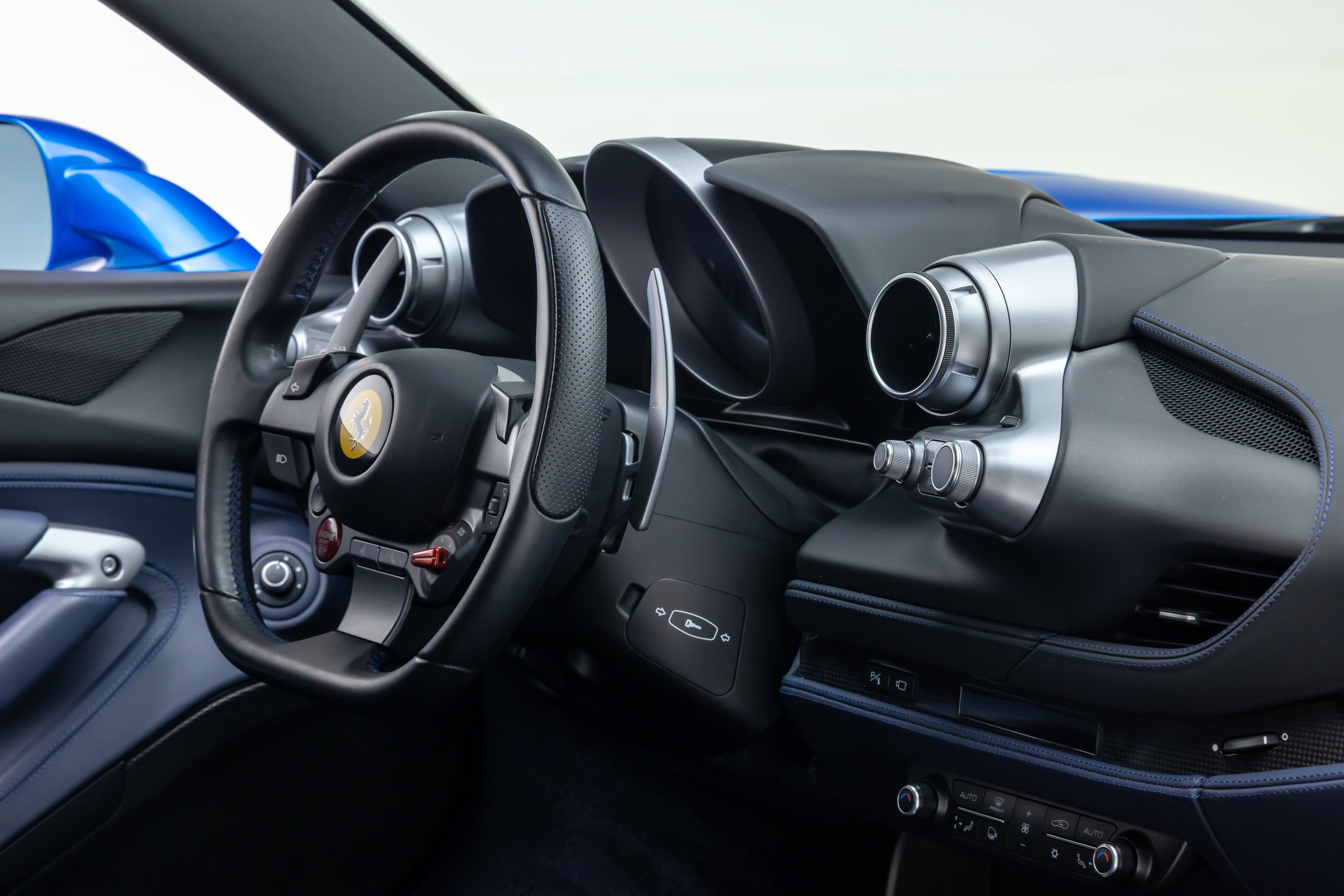 Certified 2021 Ferrari F8 Tributo RWD image 50