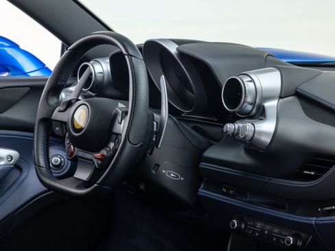 Certified 2021 Ferrari F8 Tributo RWD image 50