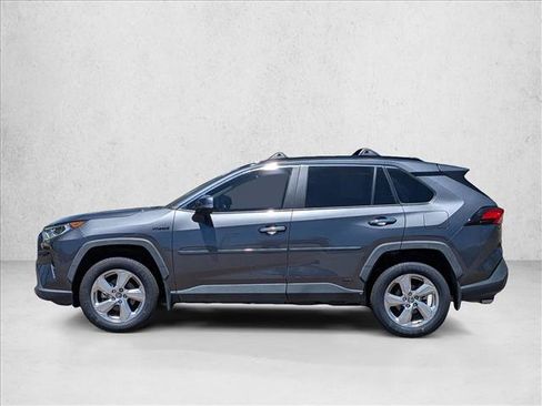 Used 2020 Toyota RAV4 Limited AWD/4WD image 9