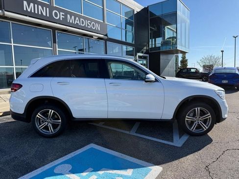 Used 2022 Mercedes-Benz GLC 300 4MATIC image 2