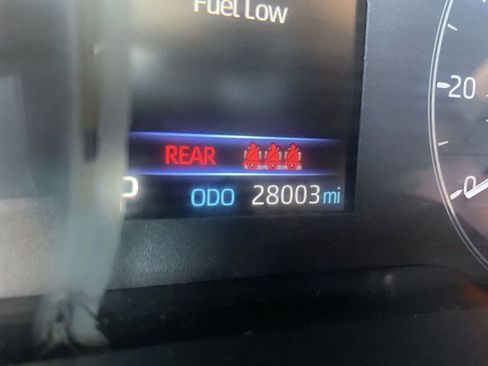 Used 2024 Toyota Corolla SE image 12