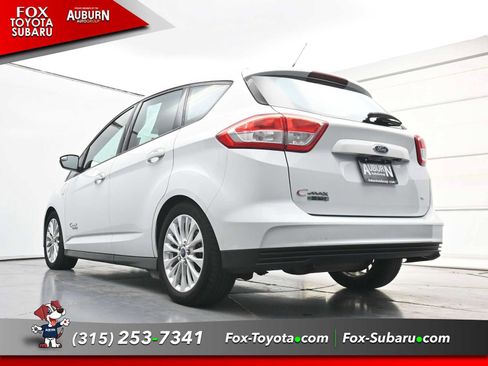 Used 2017 Ford C-MAX Energi SE FWD image 18