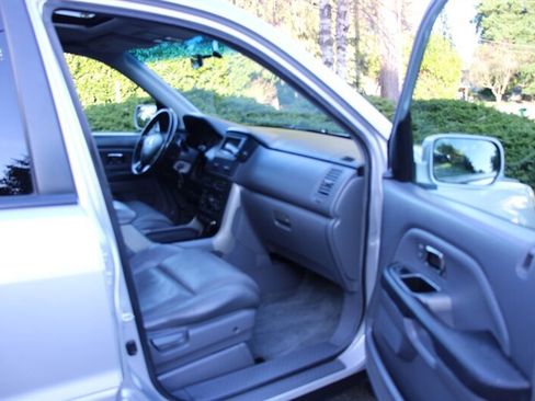 Used 2005 Honda Pilot EX-L image 14
