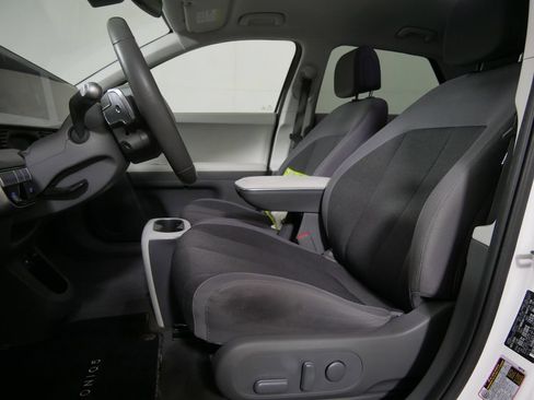 Used 2024 Hyundai Ioniq 5 SEL AWD/4WD image 12
