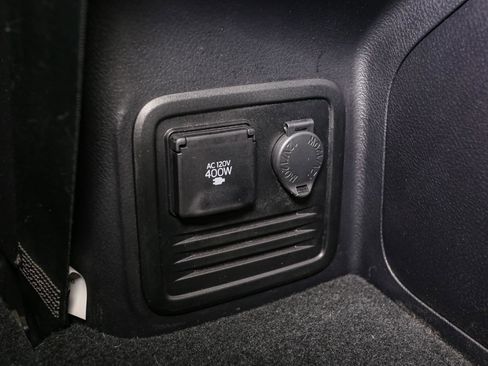 Used 2022 Toyota 4Runner SR5 Premium image 12