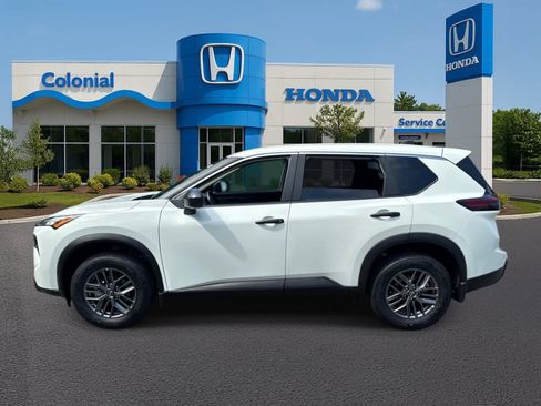 Used 2026 Nissan Rogue S AWD/4WD image 3
