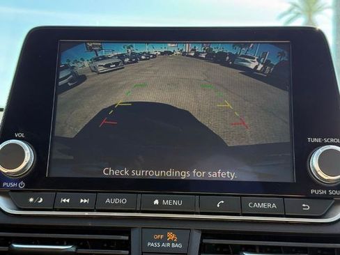 Certified 2025 Nissan Altima 2.5 S FWD image 29