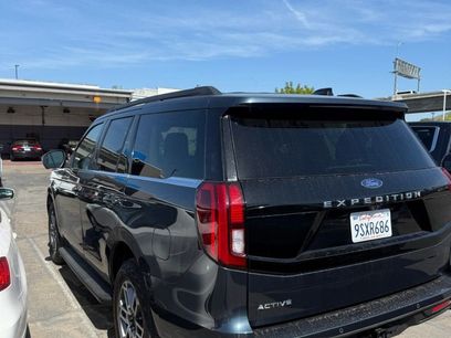 Used 2025 Ford Expedition Active